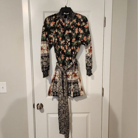 Alice + Olivia JANIS RAGLAN Floral belted mock neck boho Fall mini dress Size 6 - Picture 10 of 15